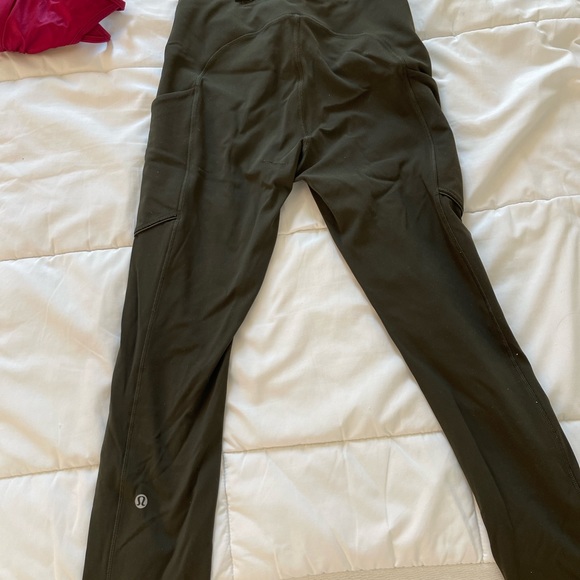 Lululemon Speed Up Tight "25 - Picture 3 of 5